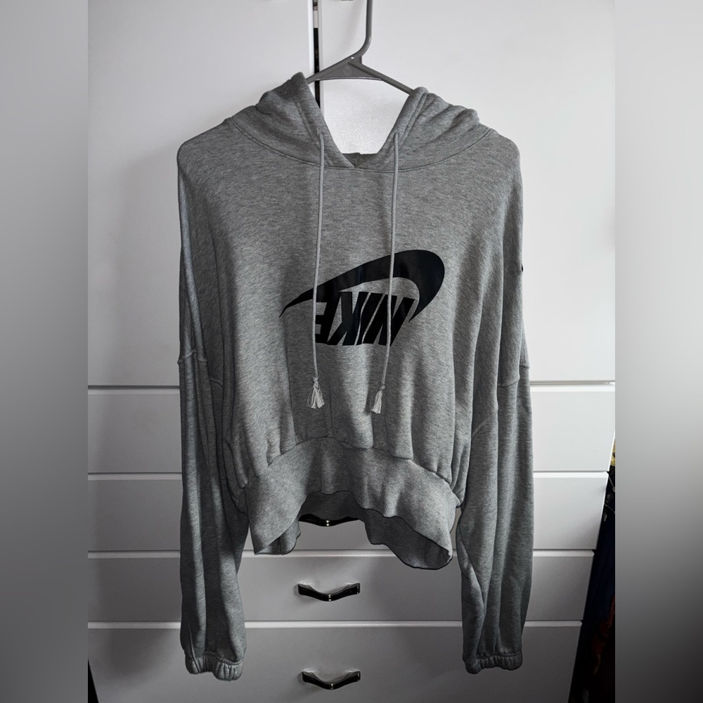 Women’s Nike oversized cropped French terry hoodie - Picture 3 of 5